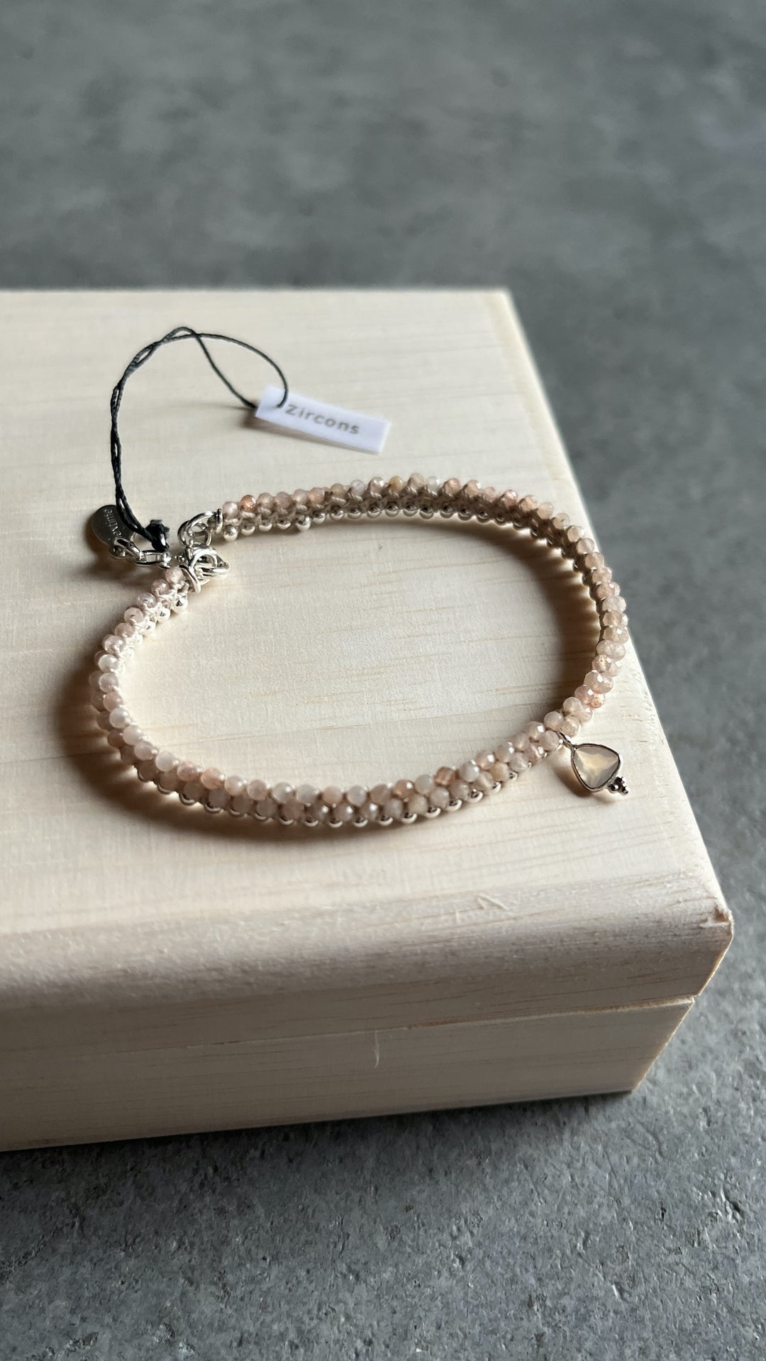 Bracelet Lily T2 "petits précieux"