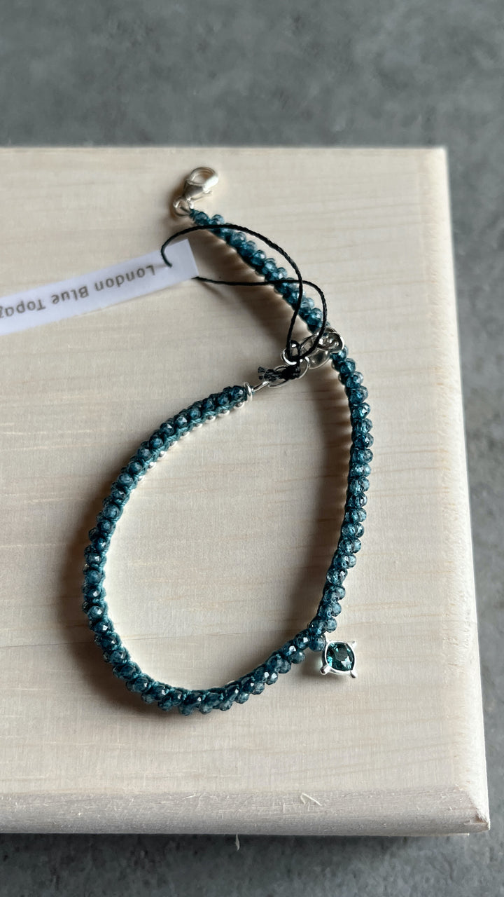 Bracelet Lily T2 "petits précieux"